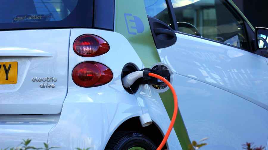 Subsidies for hybrid car in Switzerland did not create a rebound effect